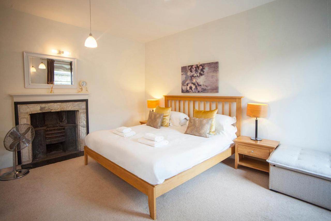 Stunning Spacious Central Apartment Near Parade Gardens 巴斯 外观 照片